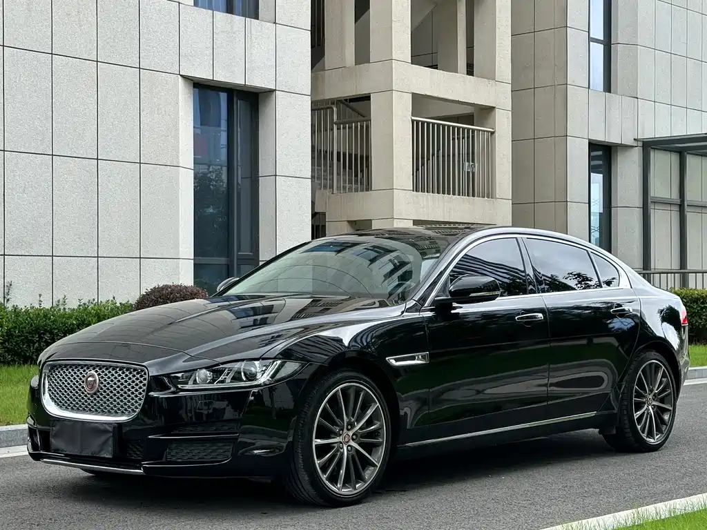 Jaguar XEL 2019