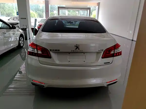 Peugeot 408 2017