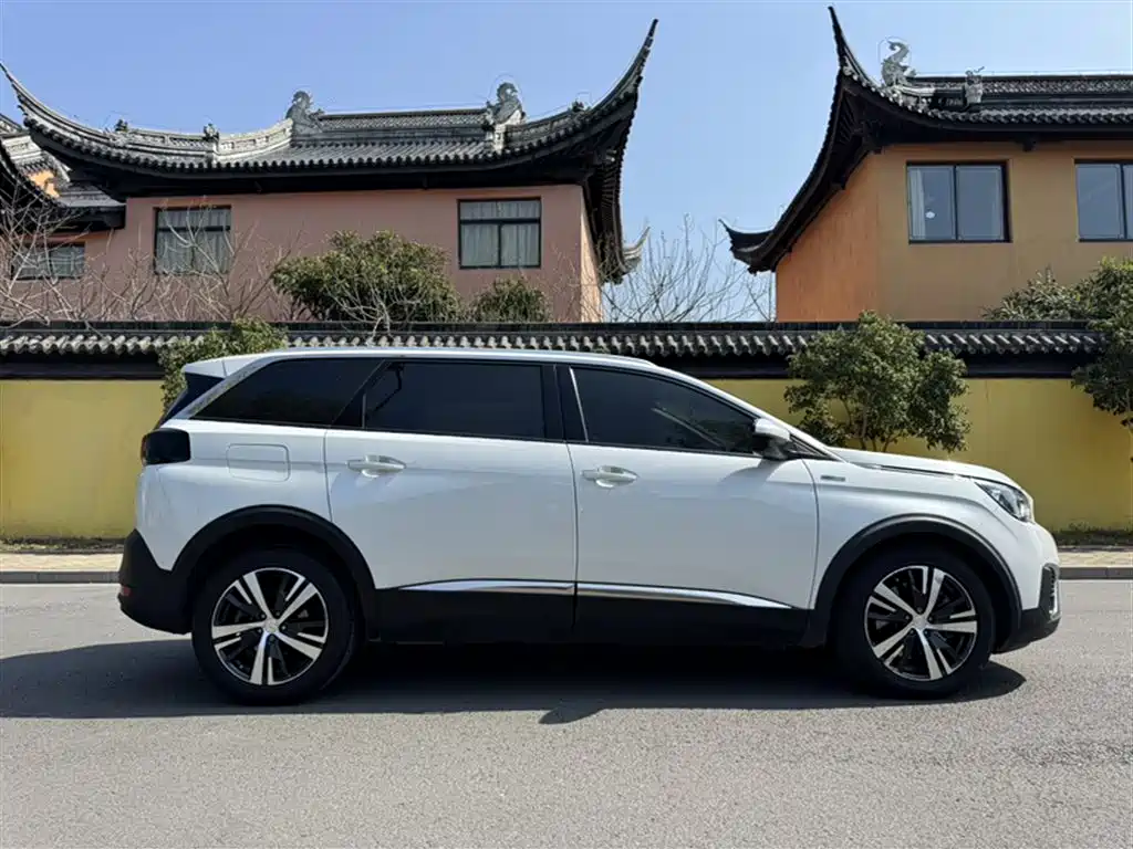 Peugeot 5008 2019 — фото 25