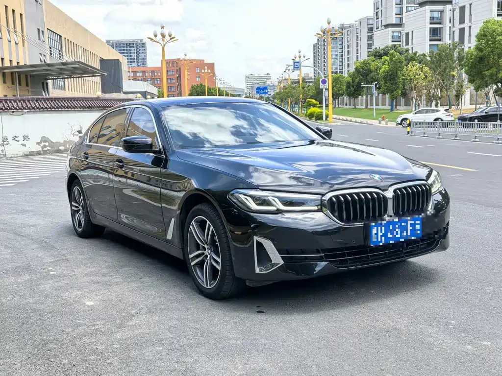 BMW 5 Series 2022