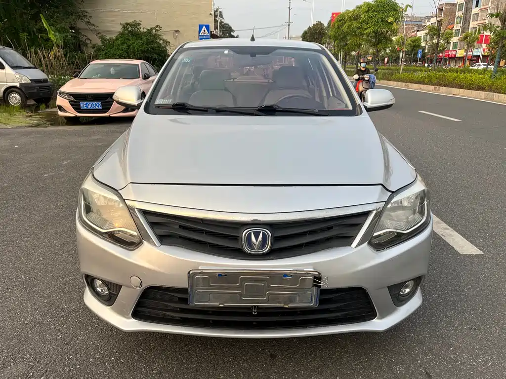 Changan V3 2016 — фото 2
