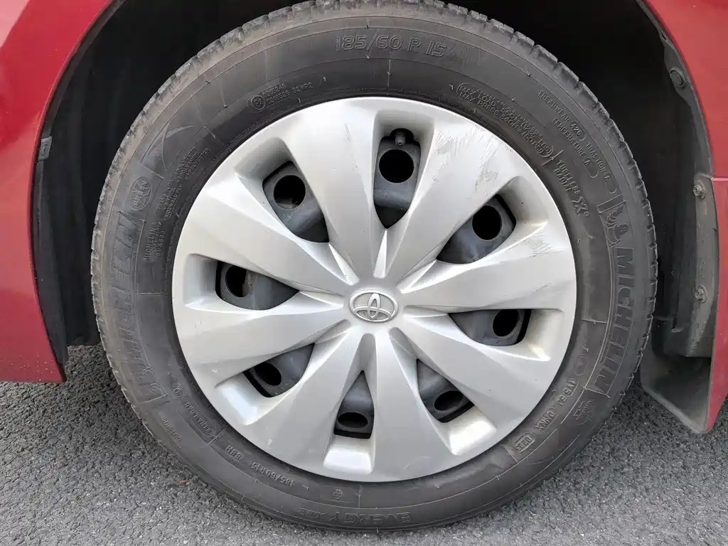 Toyota Yaris L 2015 — фото 18