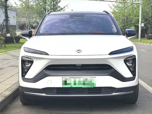 NIO ES6 2021