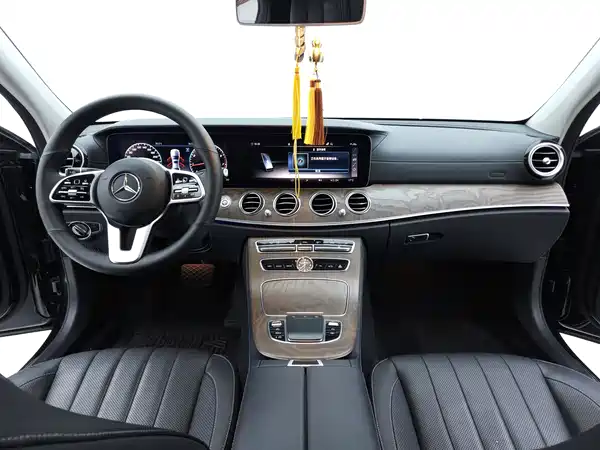 Mercedes-Benz E-Class 2020