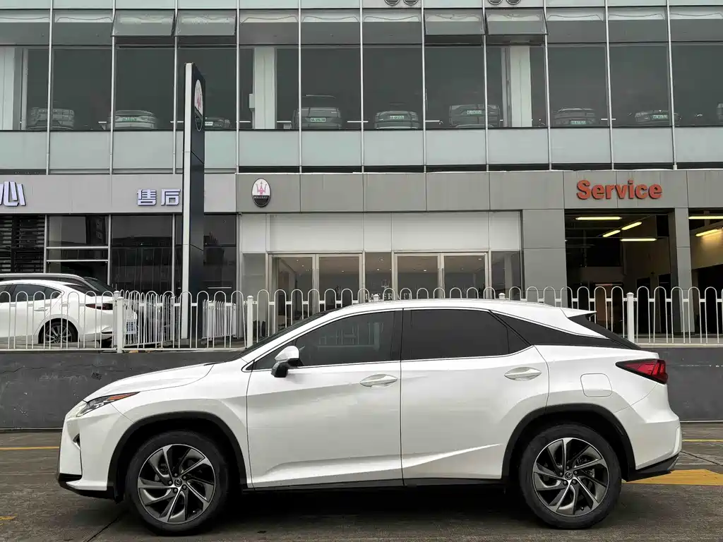 Lexus RX 2018 — фото 4
