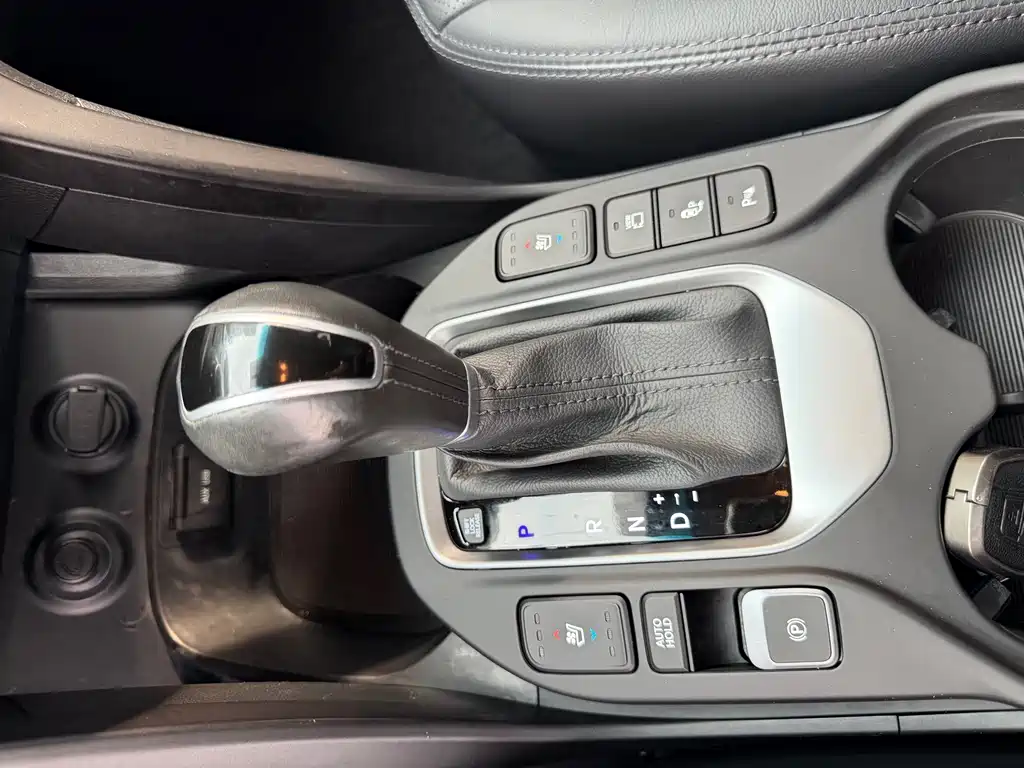 Hyundai Santa Fe 2016 — фото 19