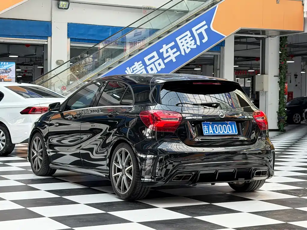 Mercedes-Benz A-Class AMG 2017 — фото 5