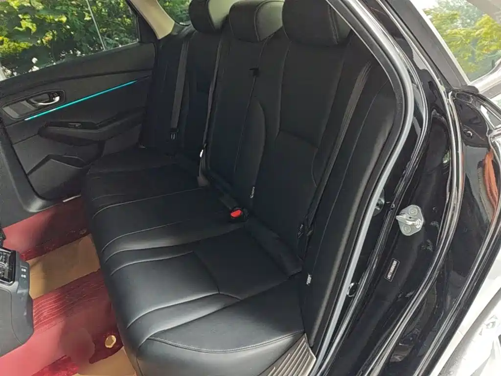 Honda Accord 2023 — фото 17