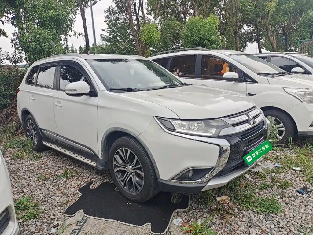 Mitsubishi Outlander 2017