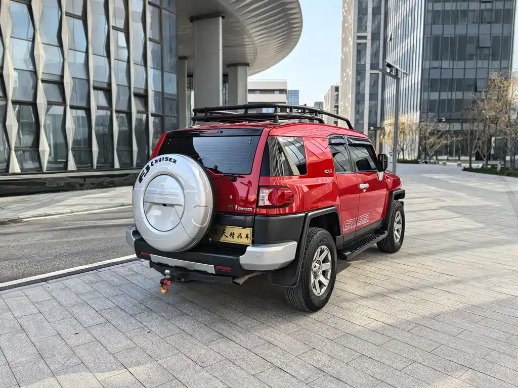 Toyota FJ Cruiser 2019 — фото 32