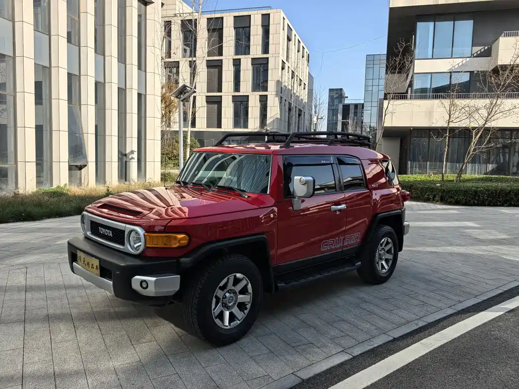 Toyota FJ Cruiser 2019 — фото 29