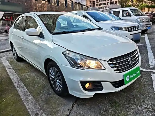 Suzuki Qiyue 2016