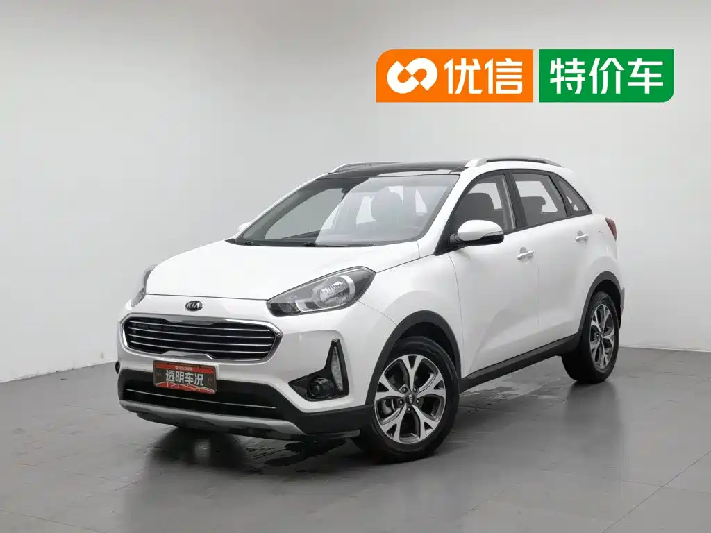 Kia KX3 2017 — фото 1
