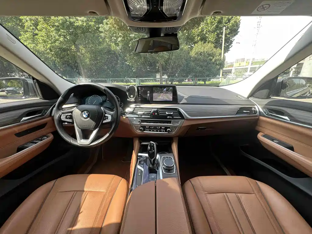 BMW 6 Series GT 2020 — фото 8