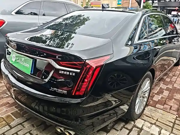 Cadillac CT6 2021