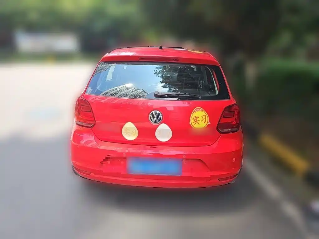 Volkswagen Polo 2014 — фото 4