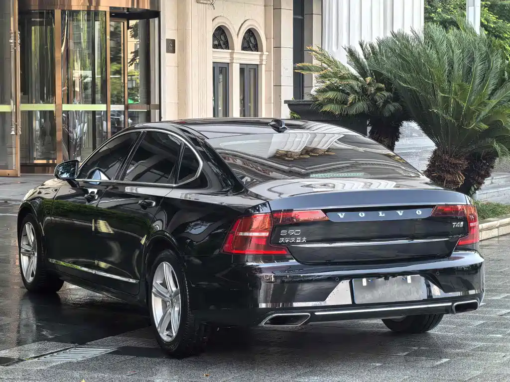 Volvo S90 2018 — фото 8