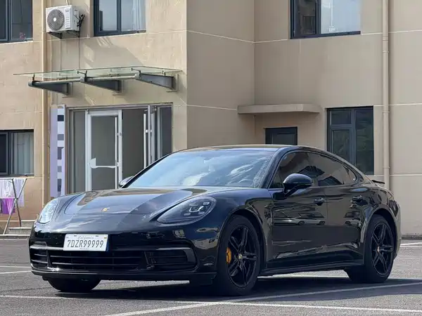 Porsche Panamera 2018