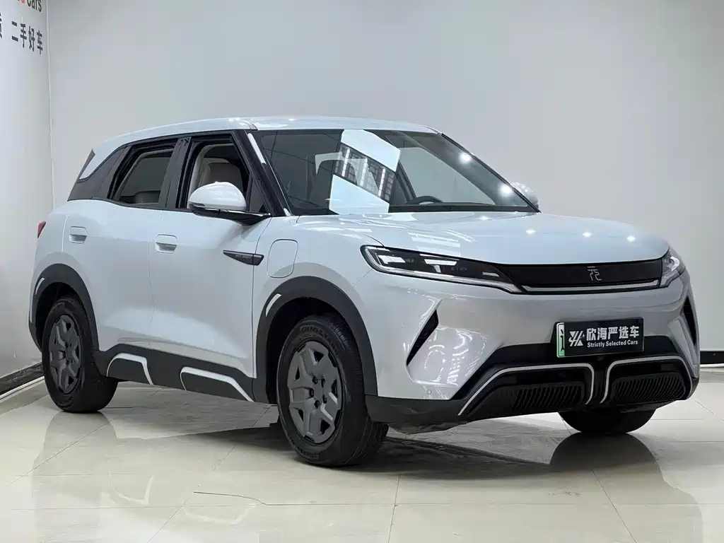BYD Yuan UP 2025
