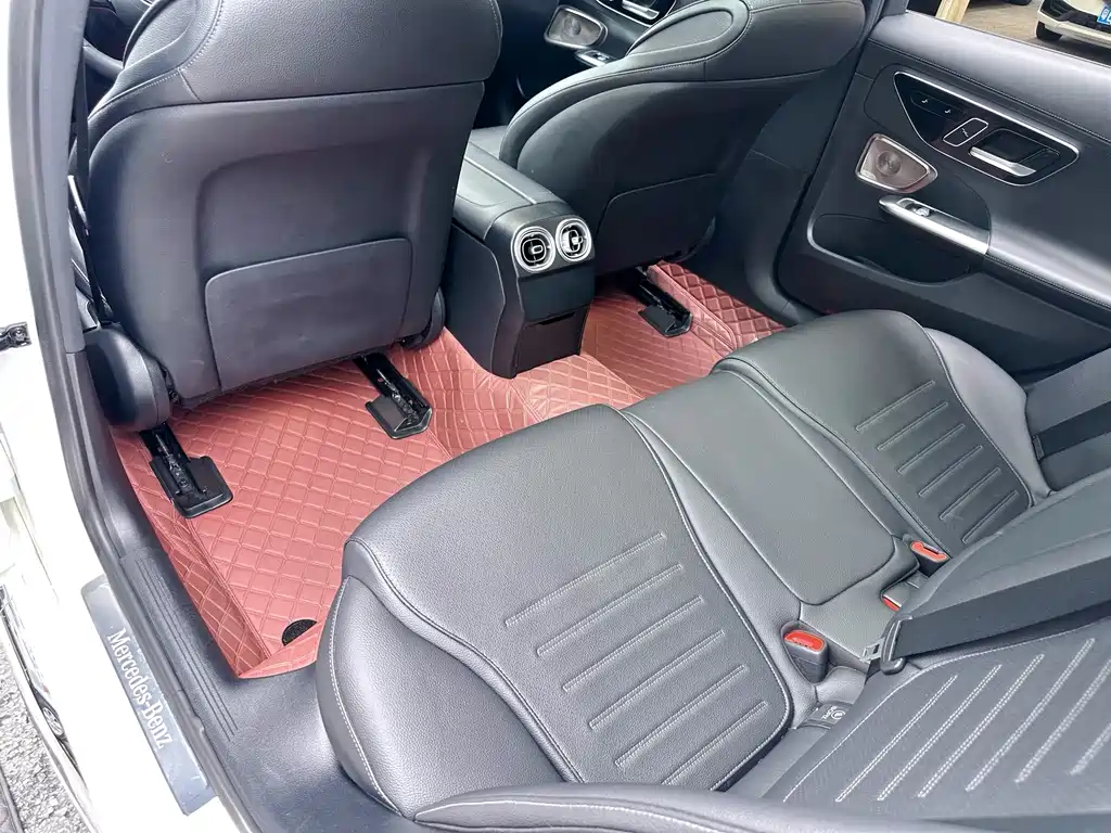 Mercedes-Benz C-Class 2022 — фото 16