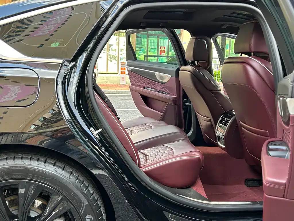 Cadillac CT6 2024 — фото 14