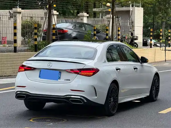 Mercedes-Benz C-Class 2021