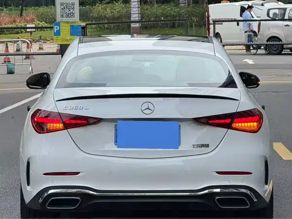 Mercedes-Benz C-Class 2021