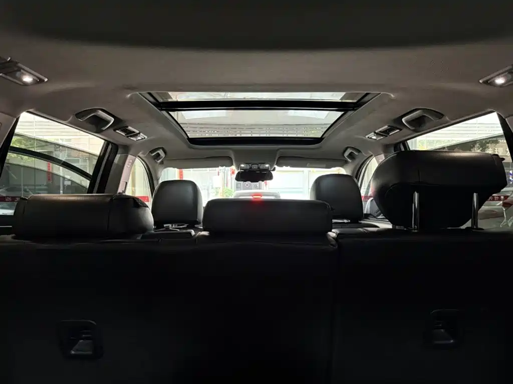 GAC Motor Trumpchi GS8 2018 — фото 13