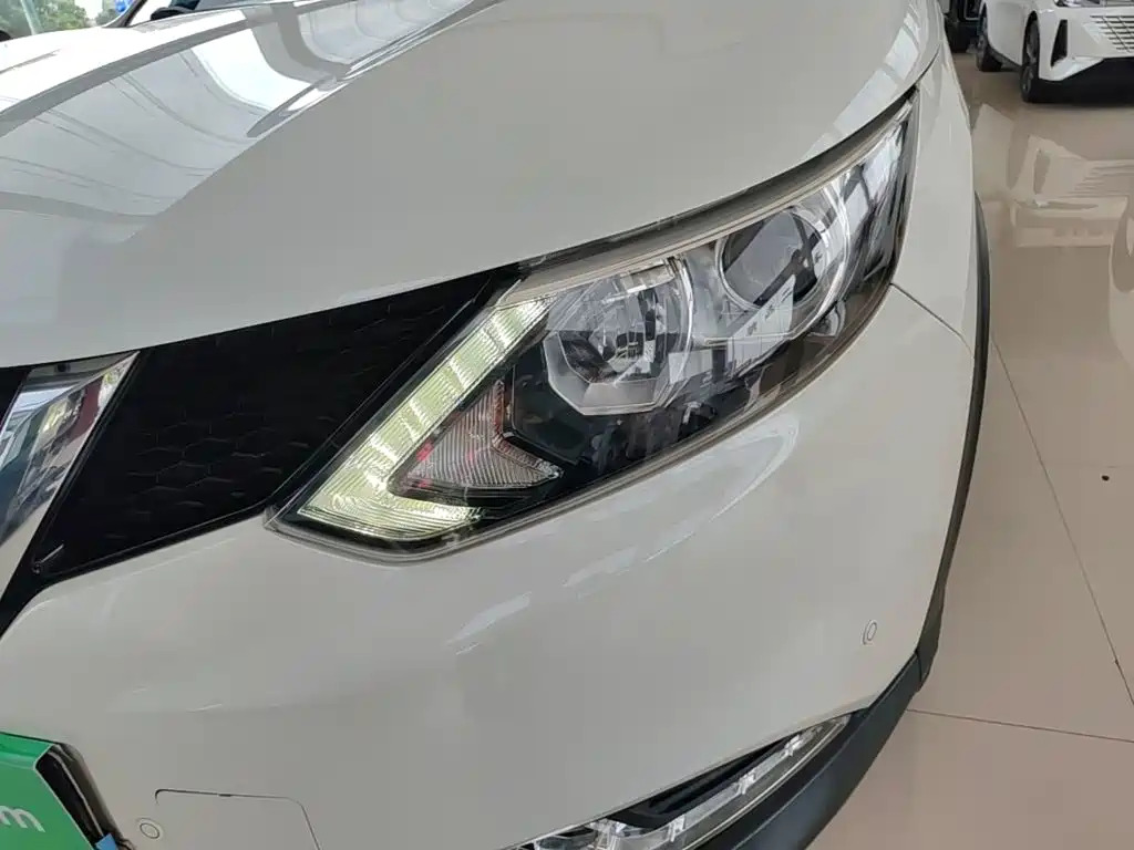 Nissan Qashqai 2017 — фото 24