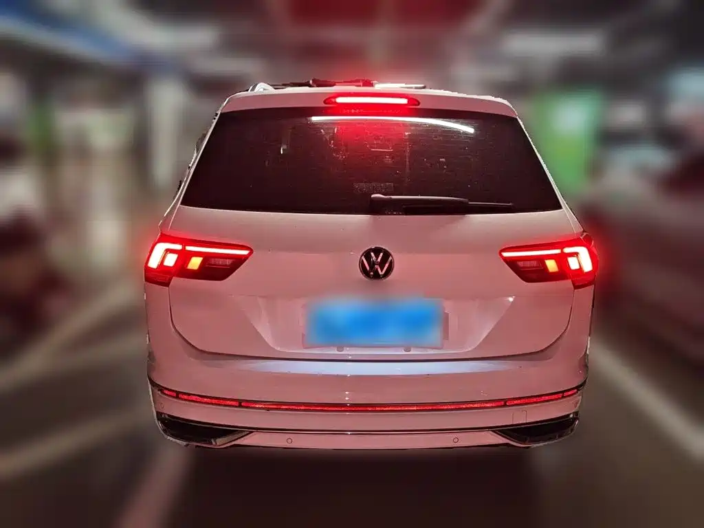 Volkswagen Tiguan L 2024
