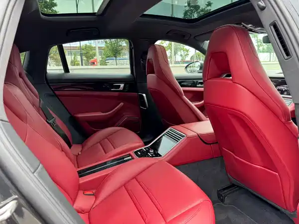 Porsche Panamera 2020