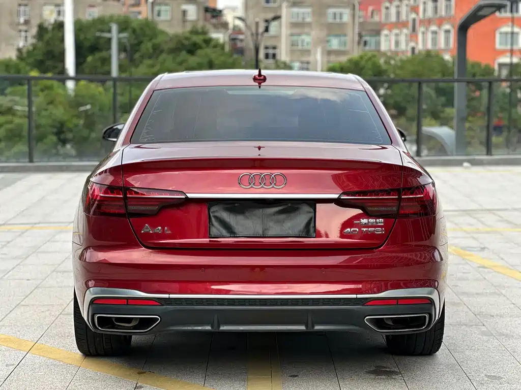 Audi A4L 2020 — фото 12