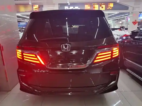 Honda Elysion 2020