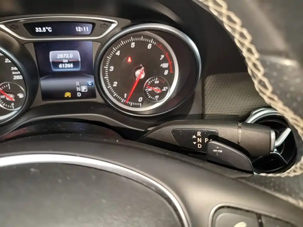 Mercedes-Benz GLA 2018 — фото 14