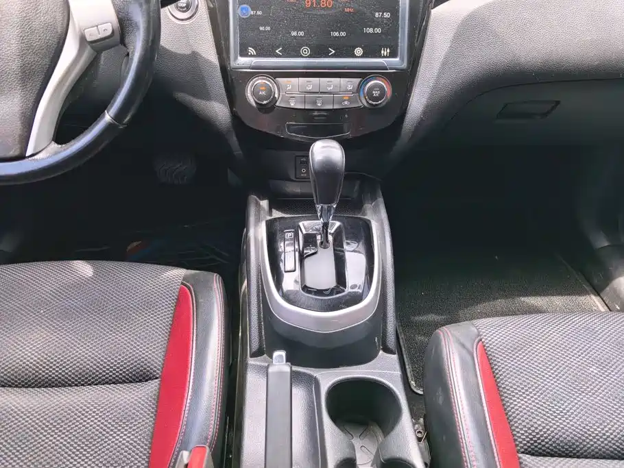 Nissan Qashqai 2018 — фото 16