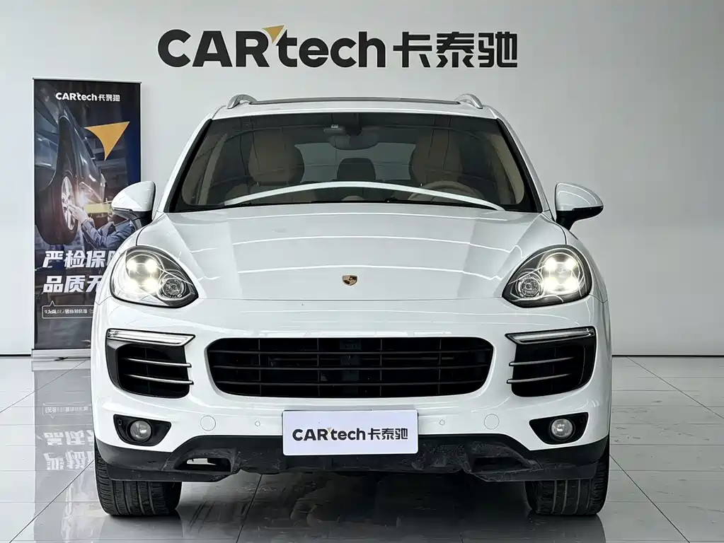 Porsche Cayenne 2015 — фото 2