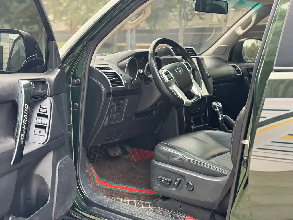 Toyota Prado 2017 — фото 4