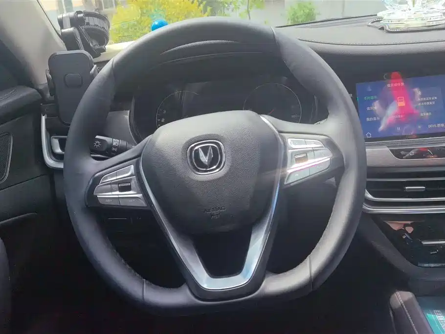 Changan CS35PLUS 2019 — фото 15