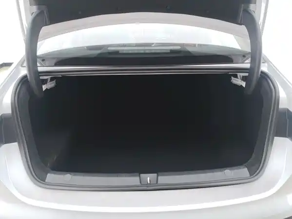 BYD Seal 05 DM-i 2025