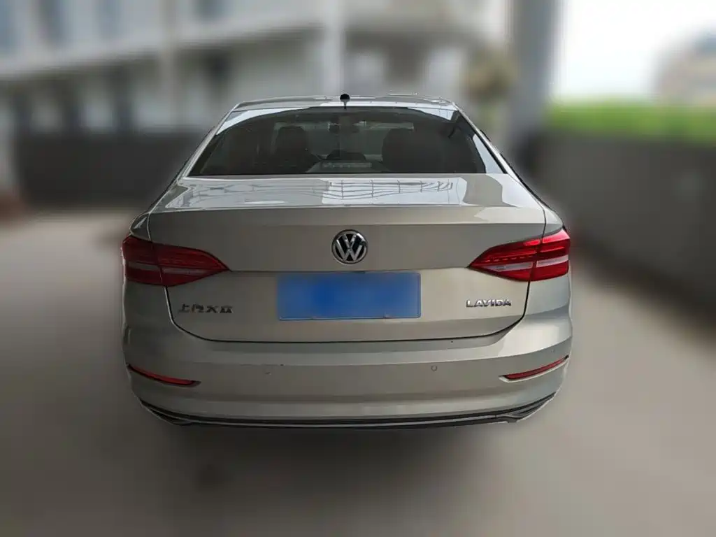 Volkswagen Lavida 2019 — фото 10