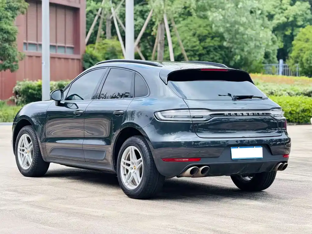 Porsche Macan 2019 — фото 8