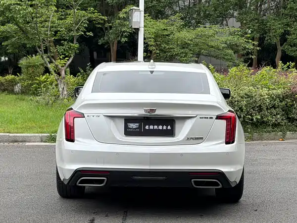 Cadillac CT5 2024