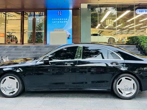 Mercedes-Benz S-Class 2018