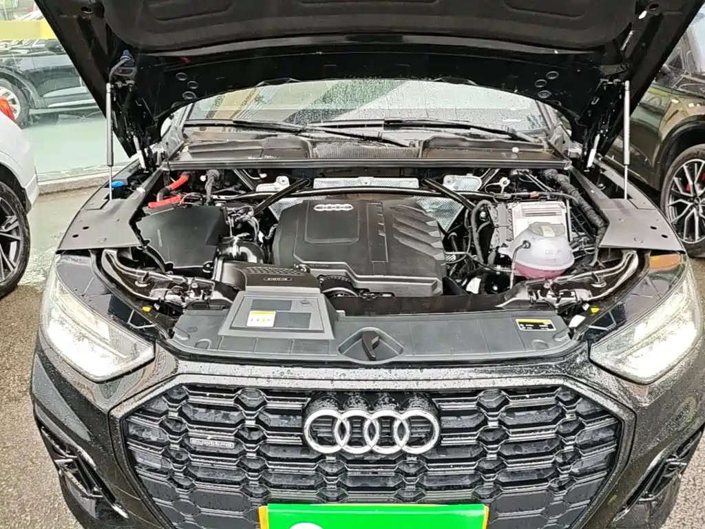 Audi Q5L 2025 — фото 20