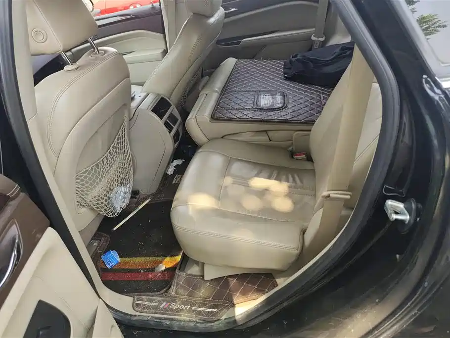 Cadillac SRX 2013 — фото 11
