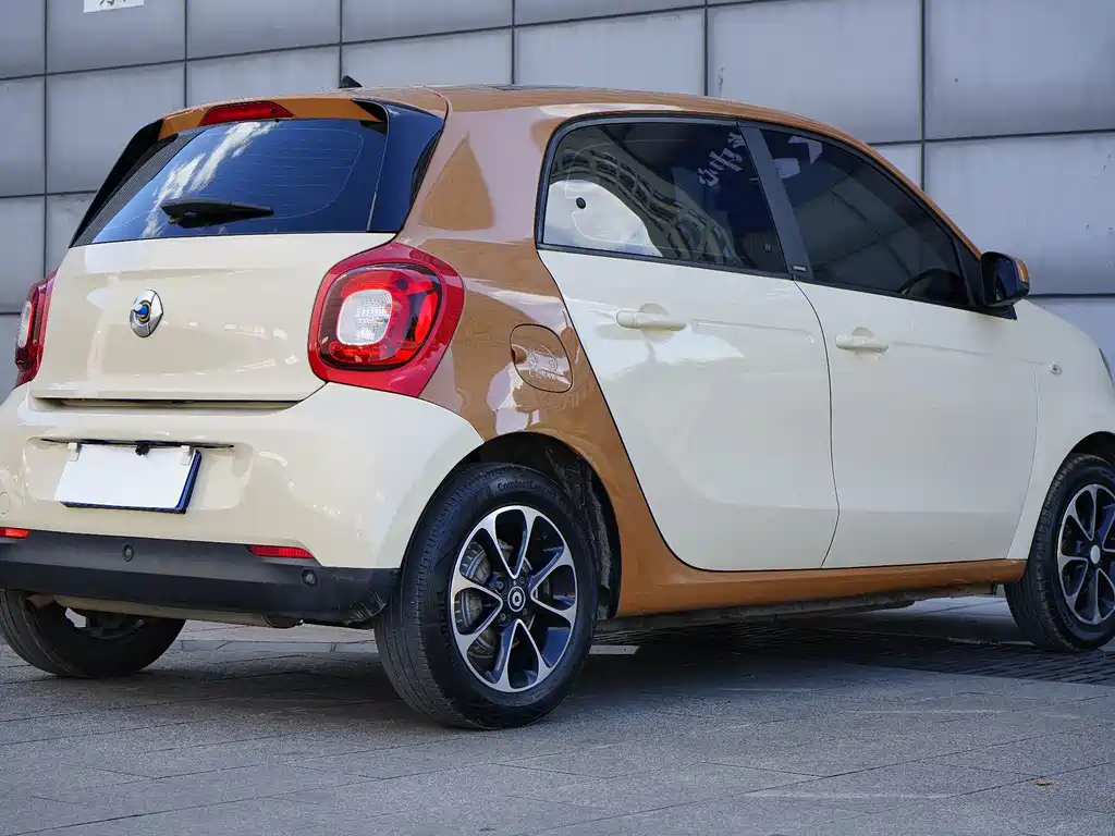 smart Forfour 2017 — фото 4