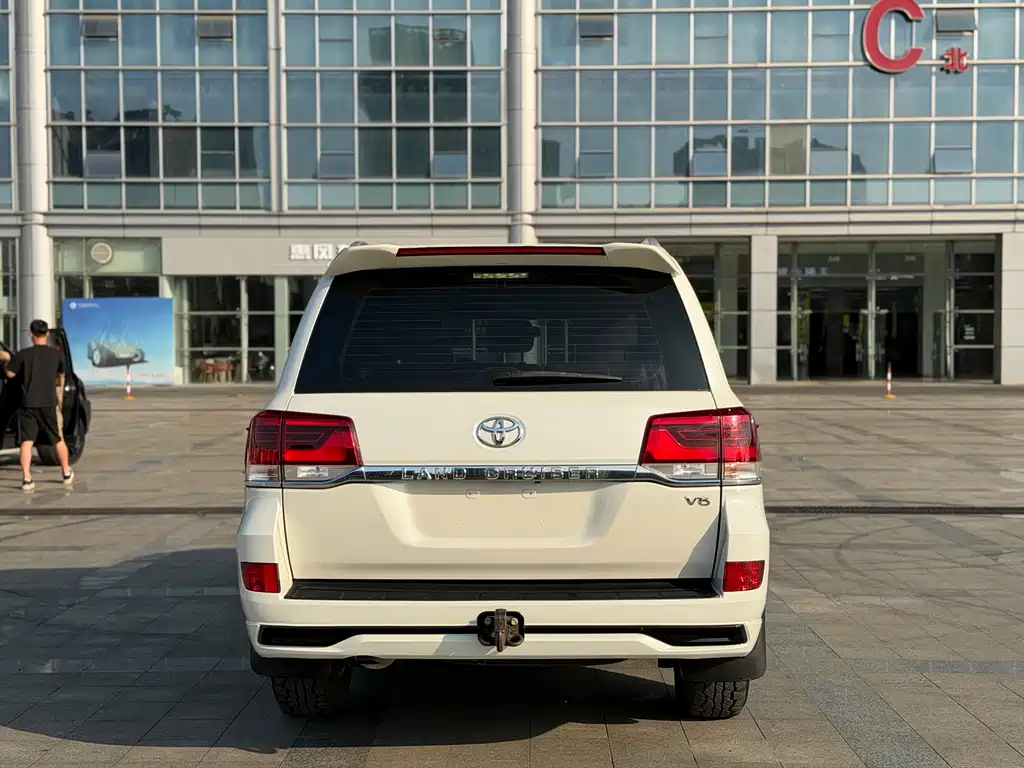 Toyota Land Cruiser 2019 — фото 14