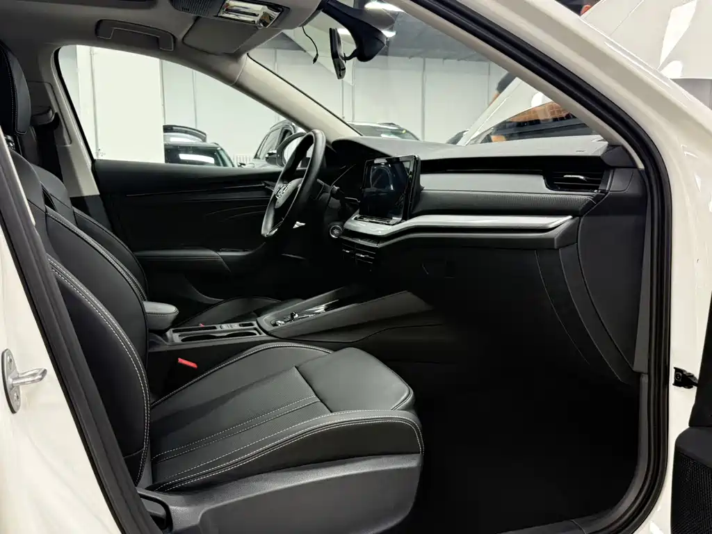 Skoda Octavia 2022 — фото 18