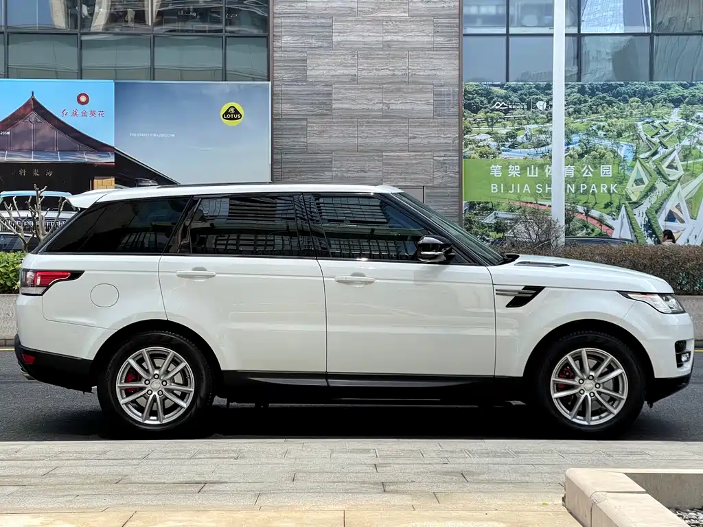 Land Rover Sport 2018 — фото 6