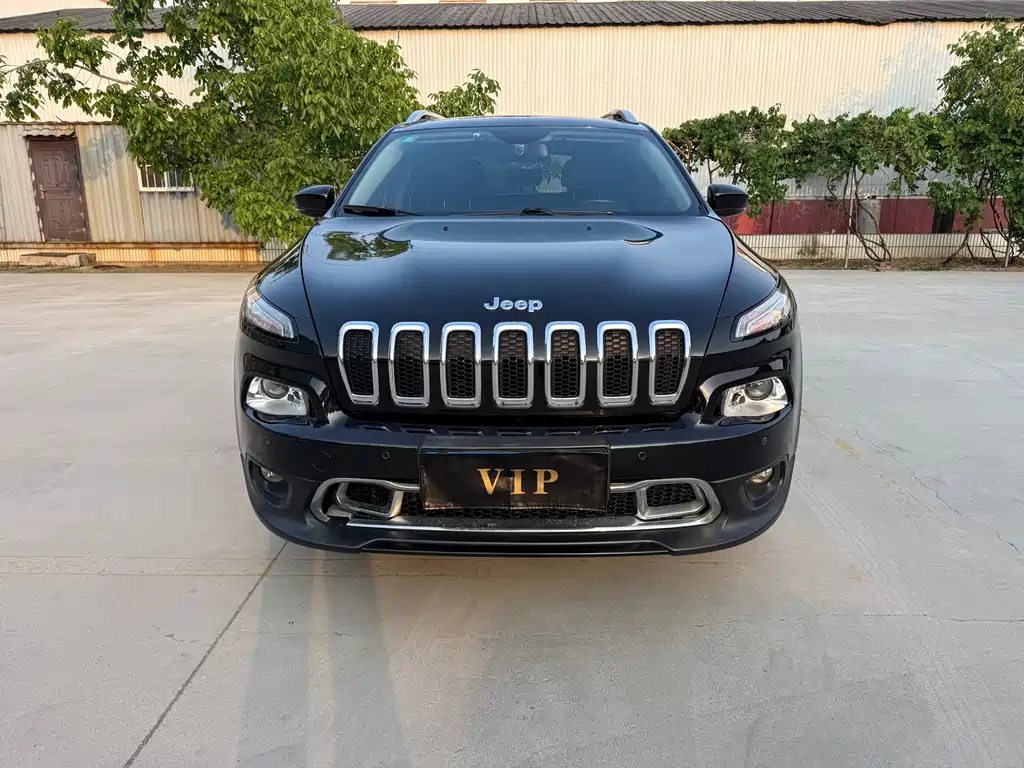Jeep Cherokee 2016 — фото 2